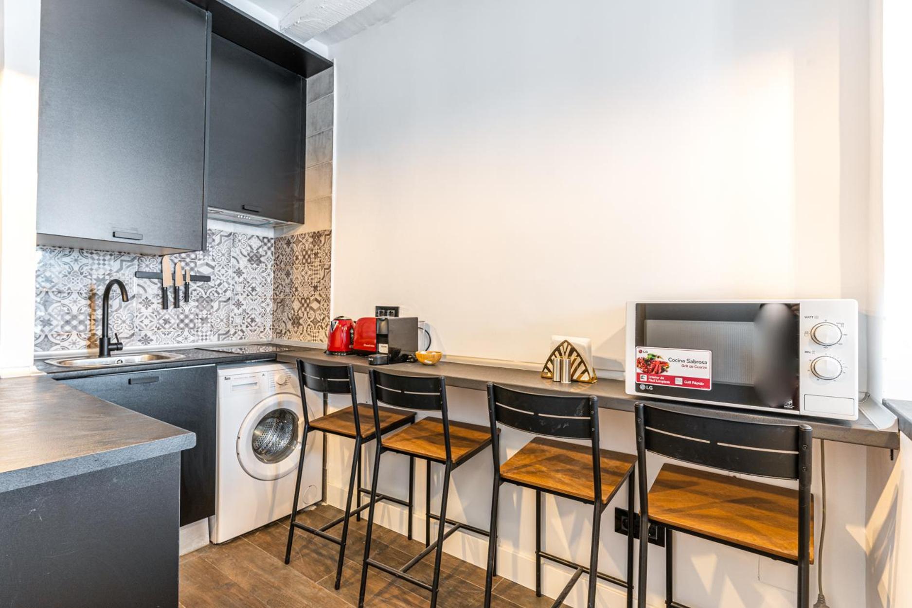 Vr Estudios Apartments Мадрид Екстериор снимка