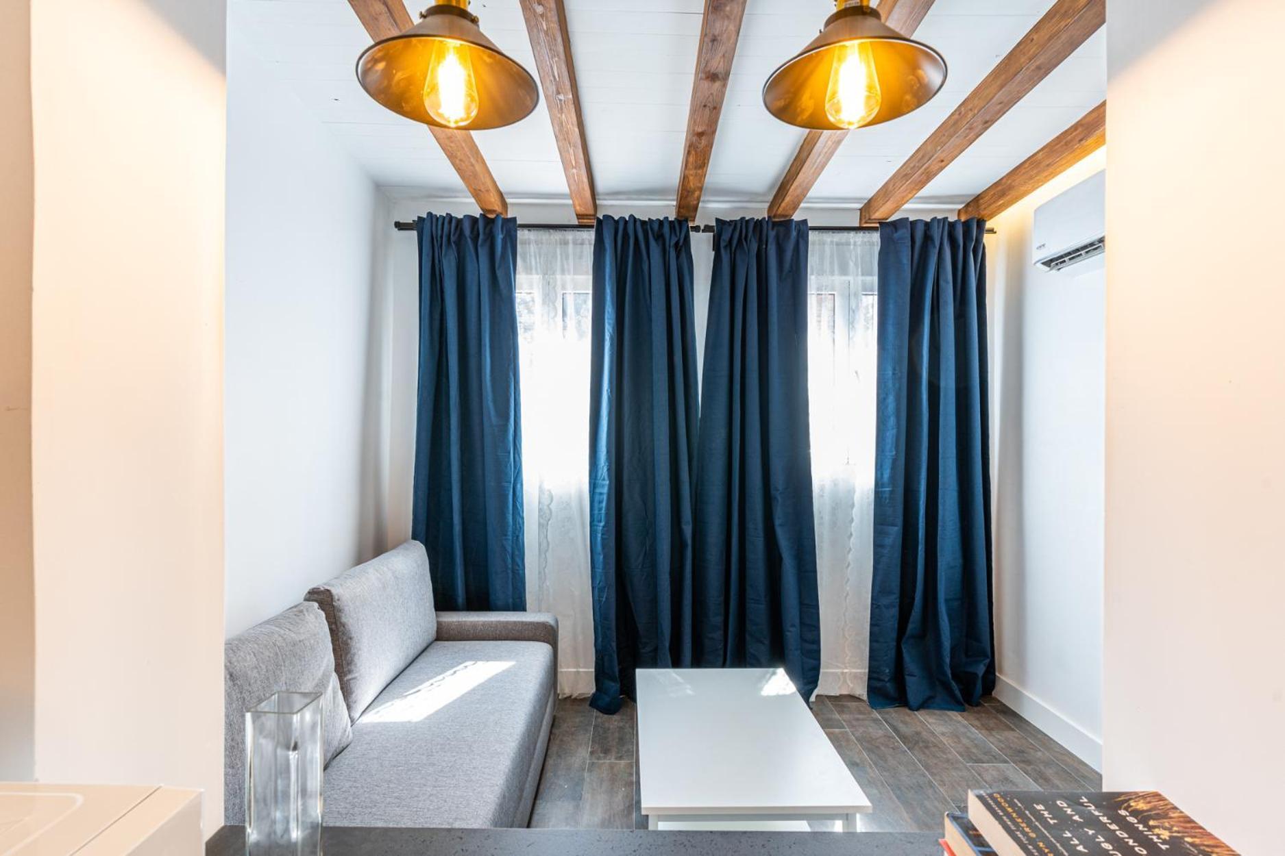 Vr Estudios Apartments Мадрид Екстериор снимка
