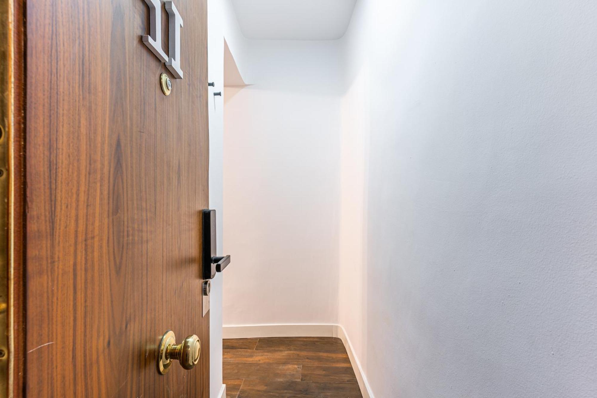 Vr Estudios Apartments Мадрид Екстериор снимка