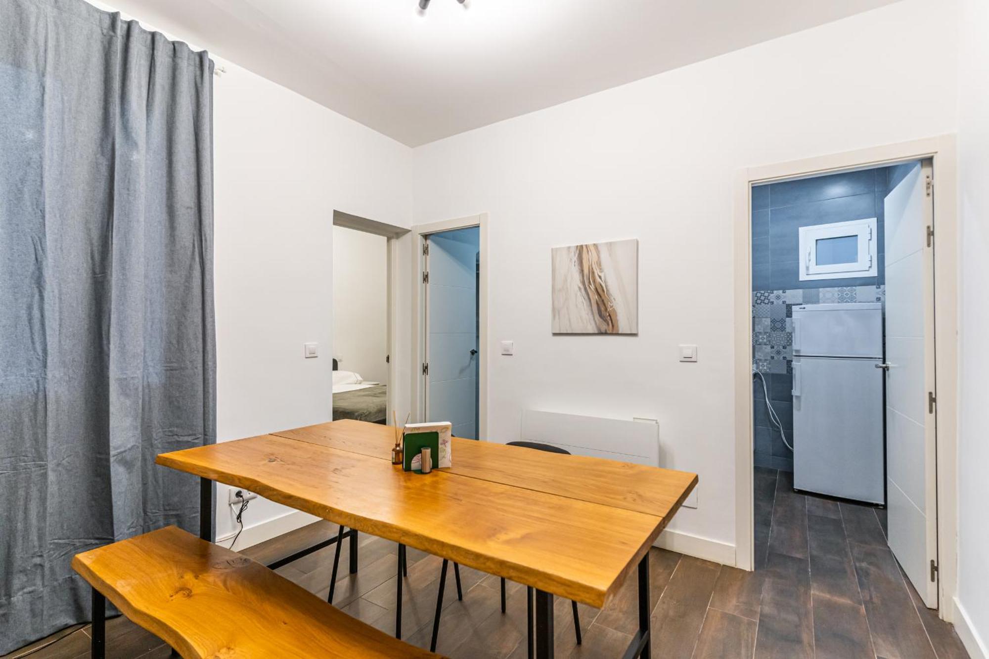 Vr Estudios Apartments Мадрид Екстериор снимка