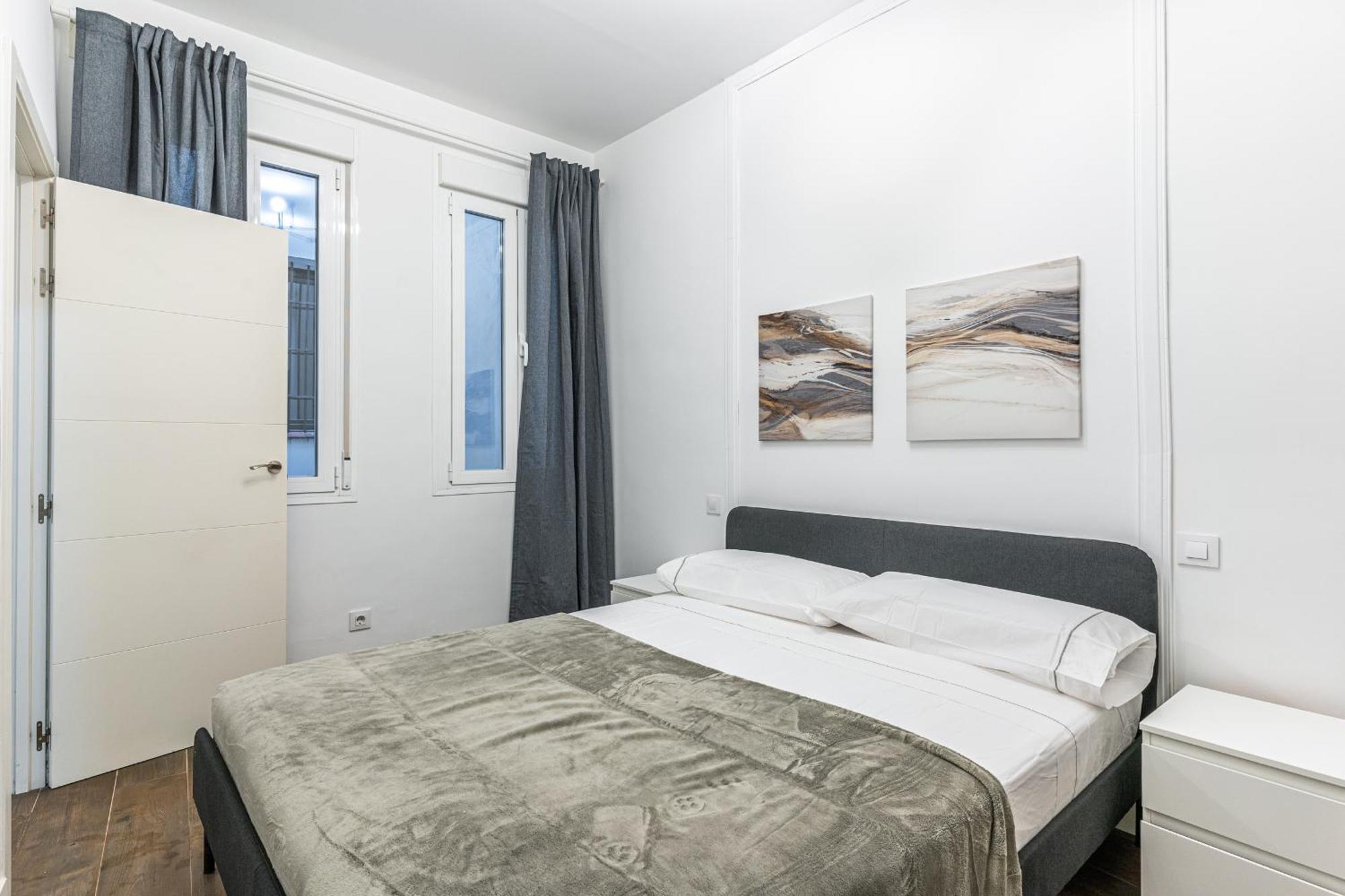 Vr Estudios Apartments Мадрид Екстериор снимка
