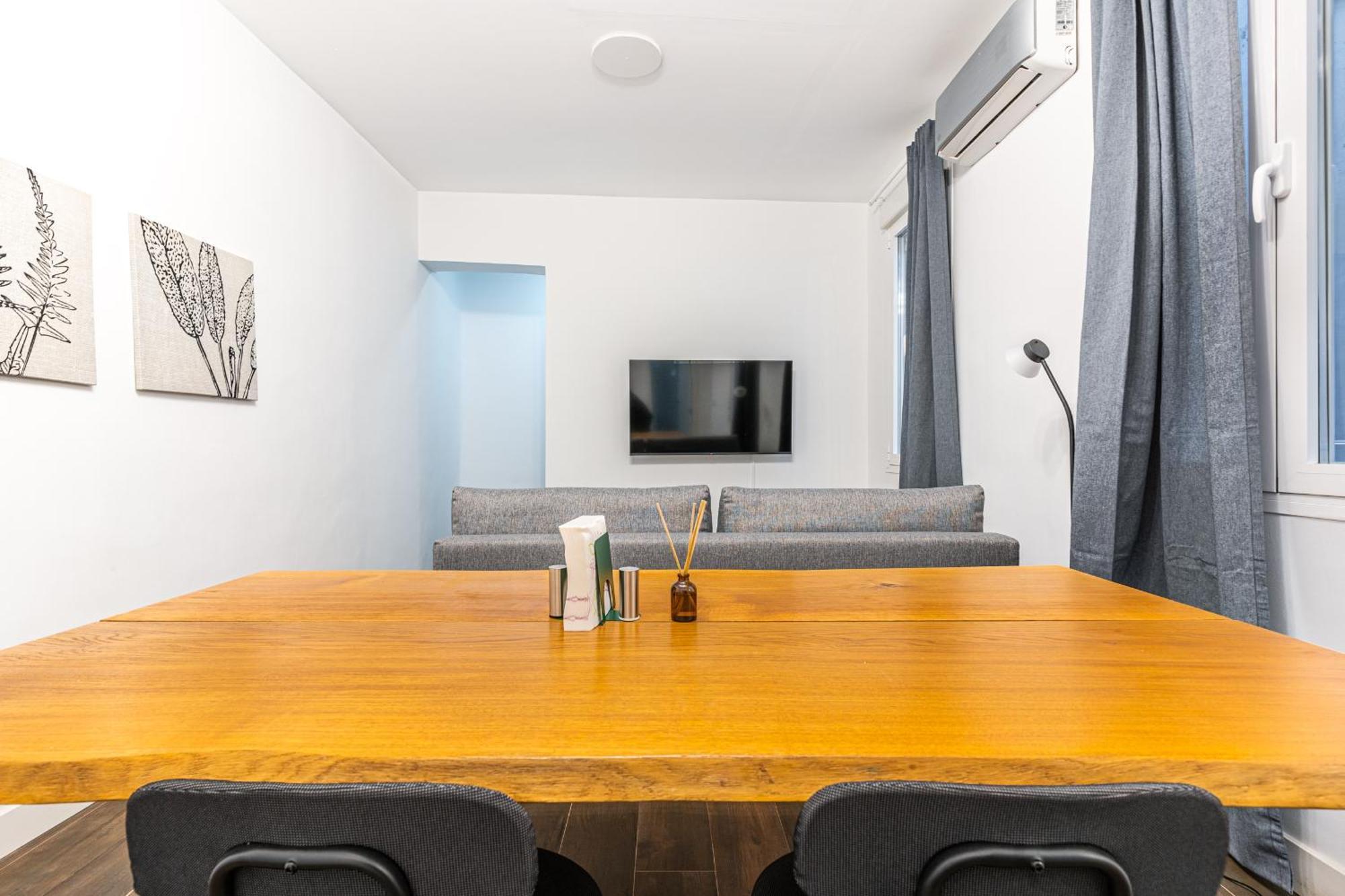 Vr Estudios Apartments Мадрид Екстериор снимка