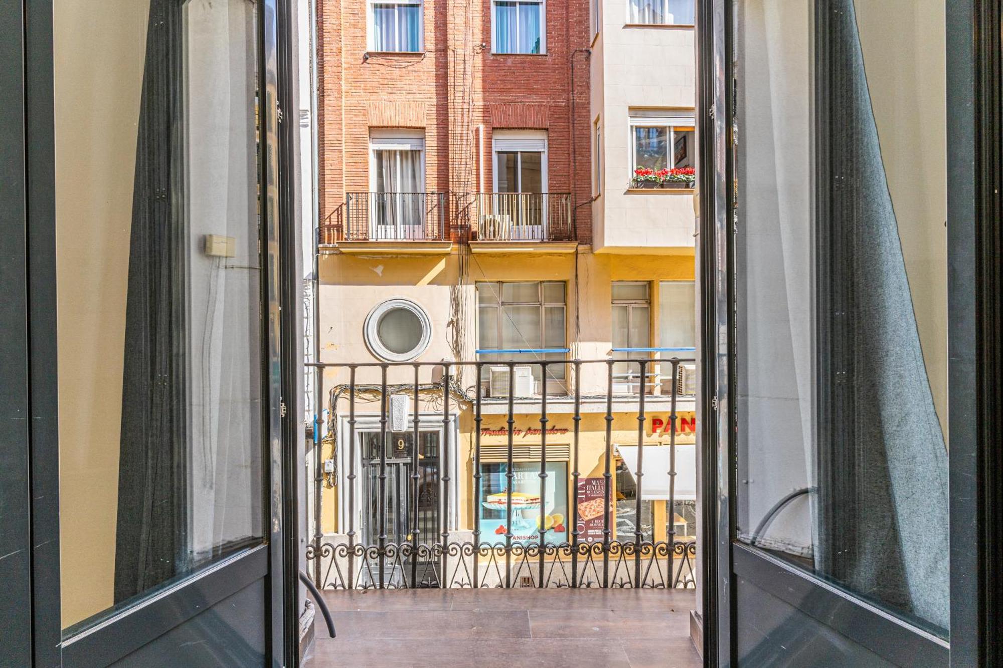 Vr Estudios Apartments Мадрид Екстериор снимка
