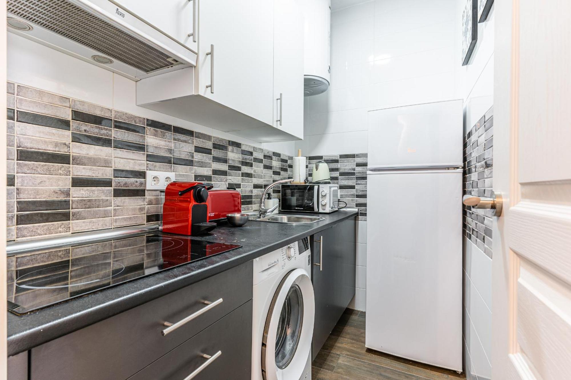 Vr Estudios Apartments Мадрид Екстериор снимка