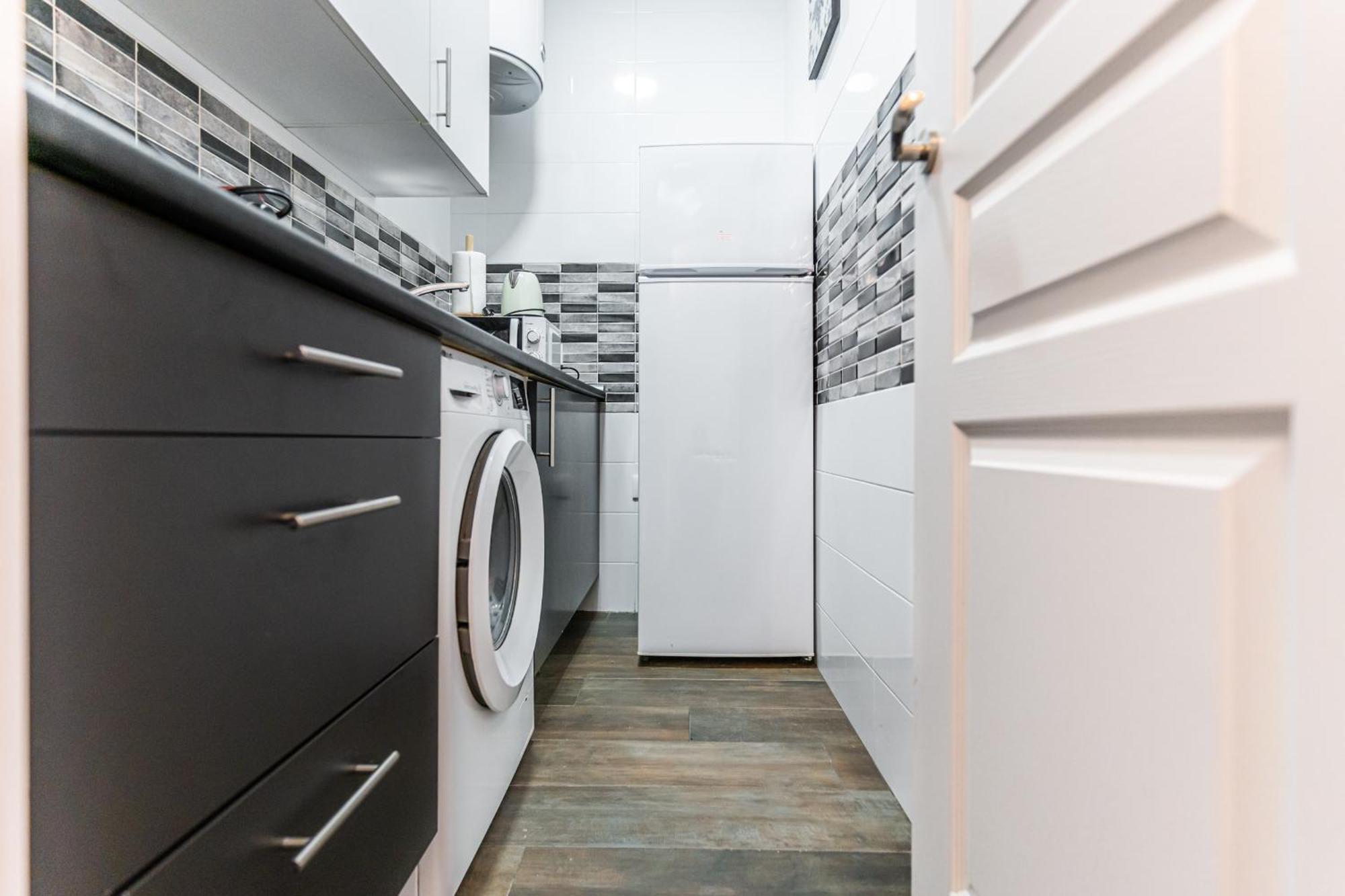 Vr Estudios Apartments Мадрид Екстериор снимка